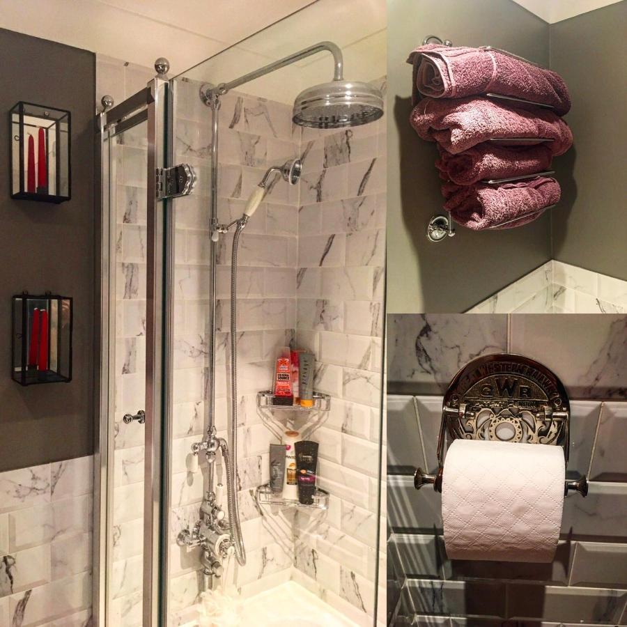 Stylish 3 Bedroom Townhouse For 5 Guests, Set In The Medieval Grid With Off Street Parking Bury St. Edmunds Екстериор снимка